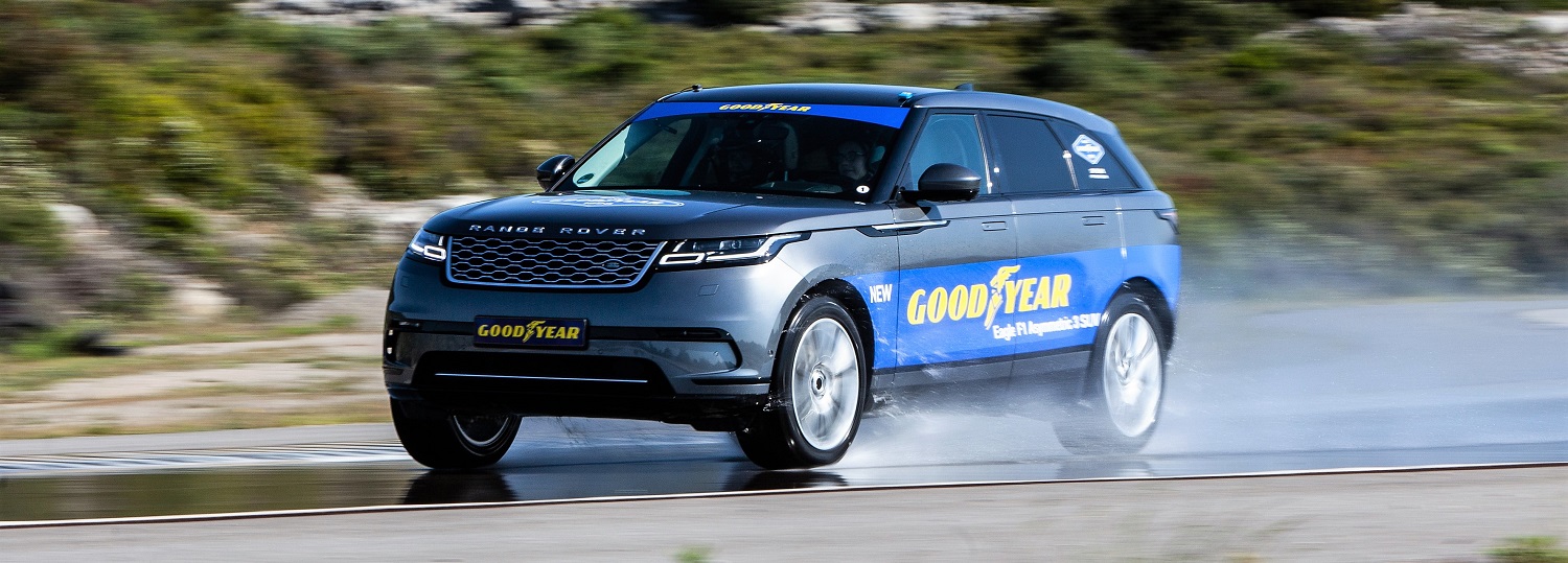 Conduite d'un SUV F1 A3