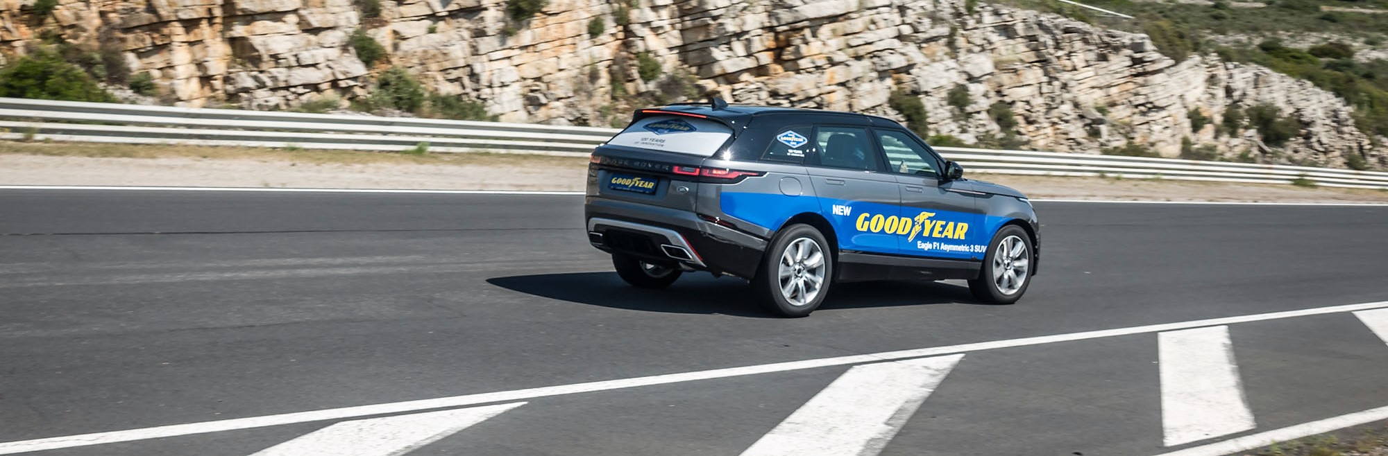 Conduite d'un SUV F1 A3